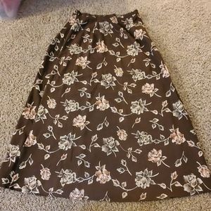 Long flowered Skirt